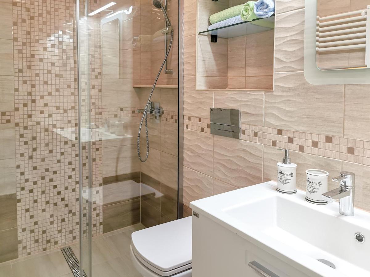 Ultracentral-Luxury Piata Victoriei Apartment Târgu-Mureş Exteriör bild