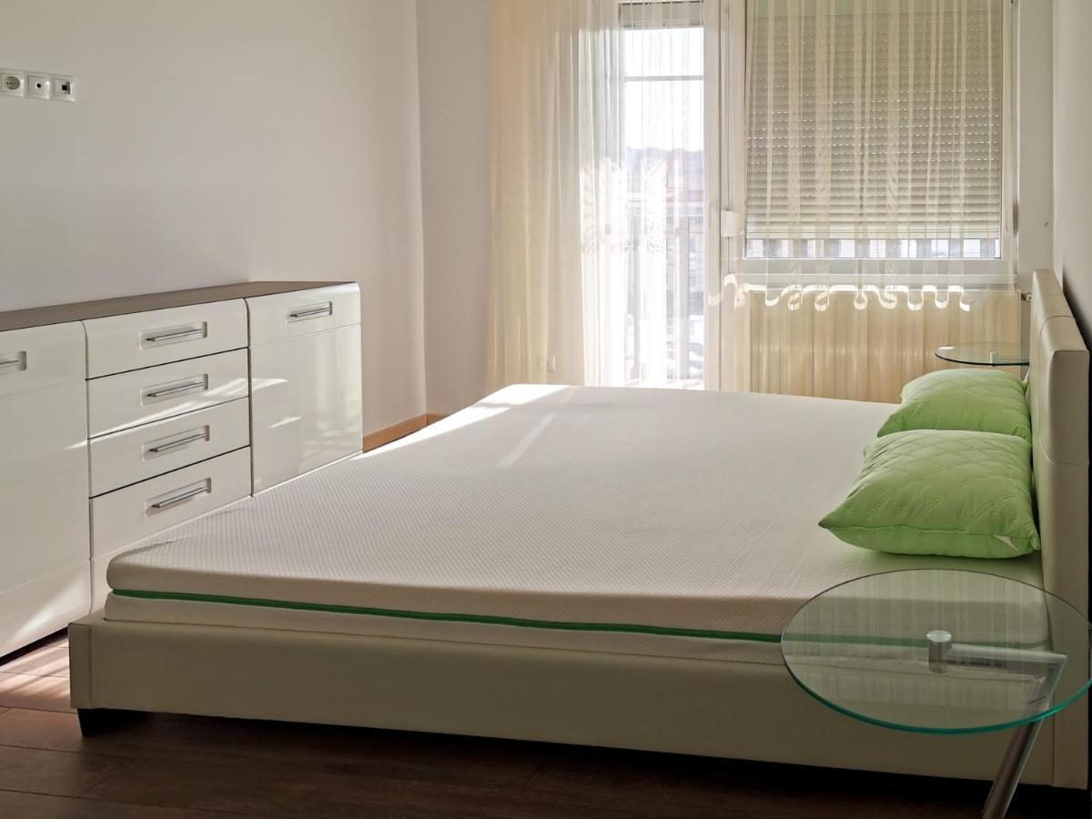 Ultracentral-Luxury Piata Victoriei Apartment Târgu-Mureş Exteriör bild