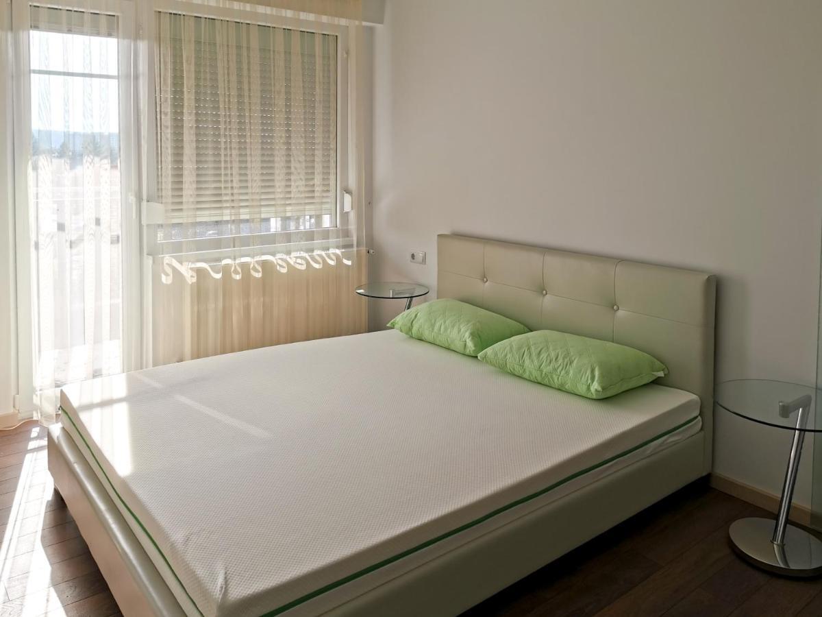 Ultracentral-Luxury Piata Victoriei Apartment Târgu-Mureş Exteriör bild